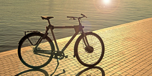 A modern e-bike (https://www.flickr.com/photos/testlab)